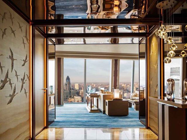 Staying in Luxury Hotels in London: A Perfect Indulgence in the City’s Opulent Charms